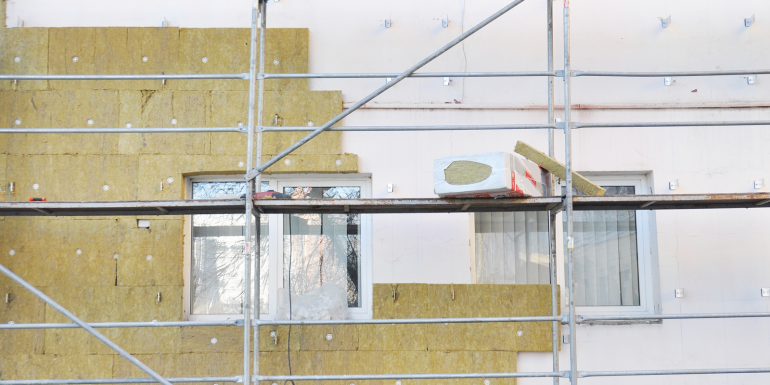 Renovation wool construction. CREDIT_shutterstock_2552059343