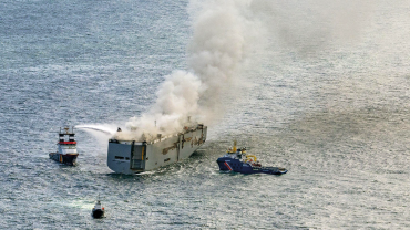 A fire aboard a cargo ship carrying electric vehicles off the coast of the Netherlands in July 2023 was likely triggered by lithium-ion batteries. Image credit | Alamy