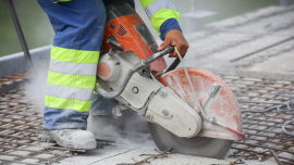 web_construction-worker_credit_istock-1170784676.png
