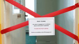 RAAC Ceiling closure. CREDIT_Alamy_2XXJFWB