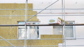 Renovation wool construction. CREDIT_shutterstock_2552059343